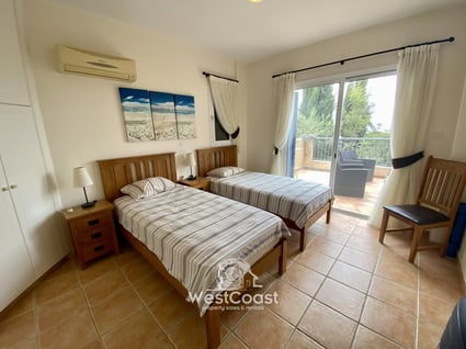 158129-apartment-for-sale-in-peyia_full
